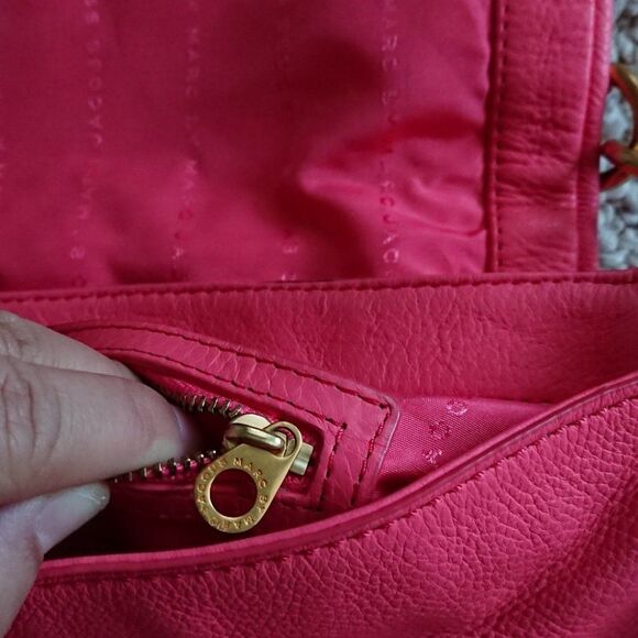 Marc by Marc Jacobs too hot to handle crossbody - bubblegum pink - Picture 8 of 16